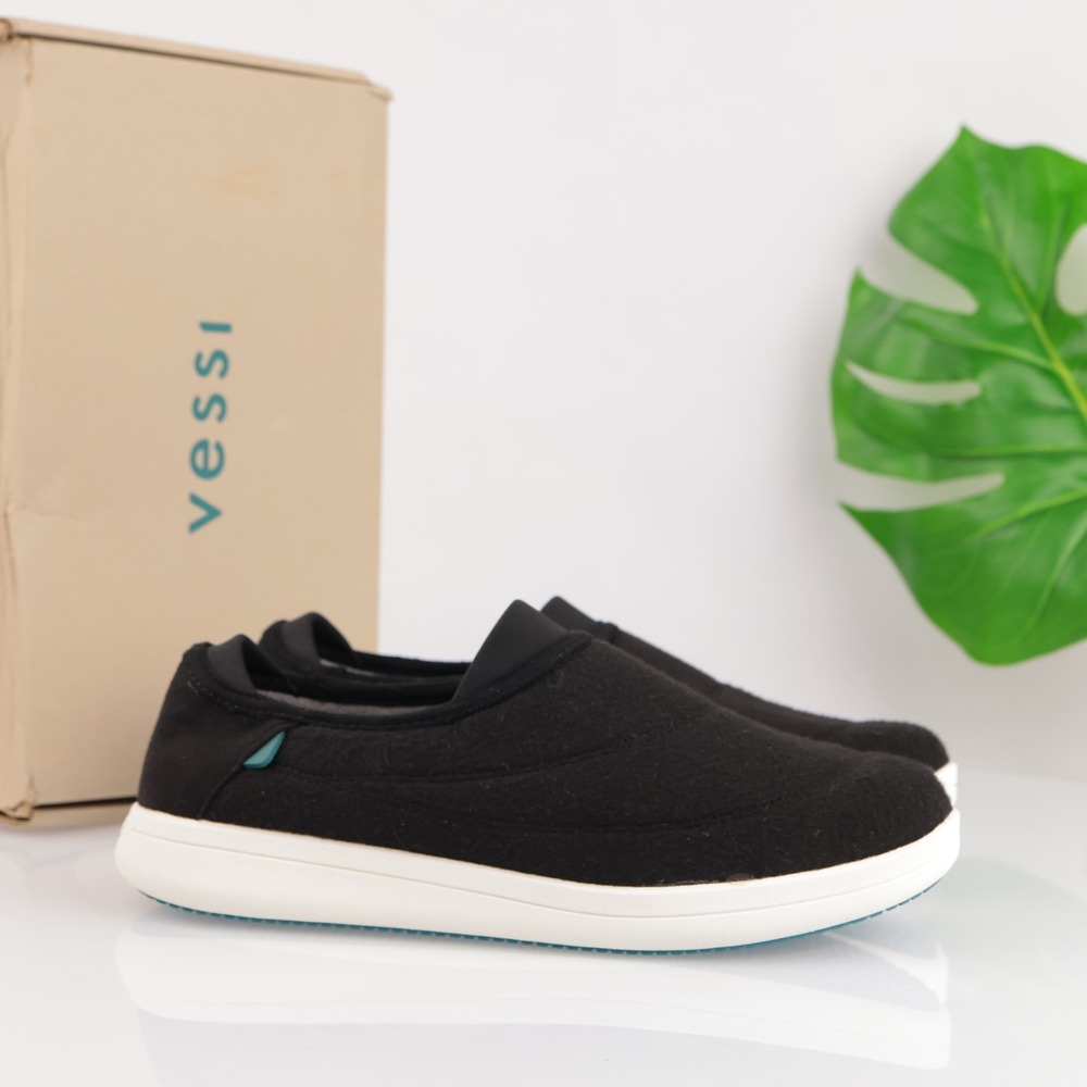 Vessi Mens Sunday Slipper‎ Size 10 Waterproof Black Woven Slip On Shoes Casual